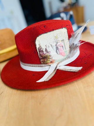 Decorative custom hat with Litho card, ribbon and feathers