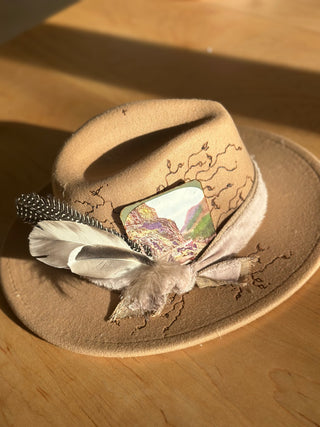 Burnt tan hat with Litho card