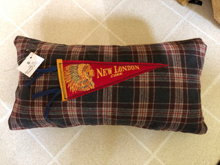 New London Vintage Pennant Pillow