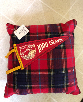 1000 Islands Vintage Pennant Pillow