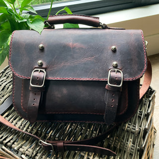 Satchel in Plum