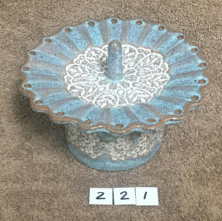 RH earring dish 221