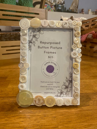 Repurposed Button Picture Frames - White