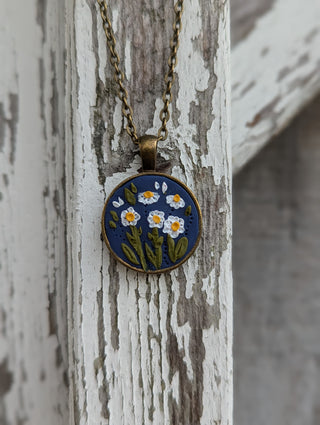 April Birth Flower Clay Necklace