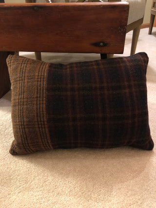 Dahlia Cottage wool pillow