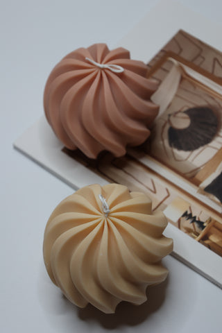 Scented Swirl Candle