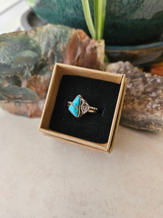 Turquoise Leaflet Ring- 7