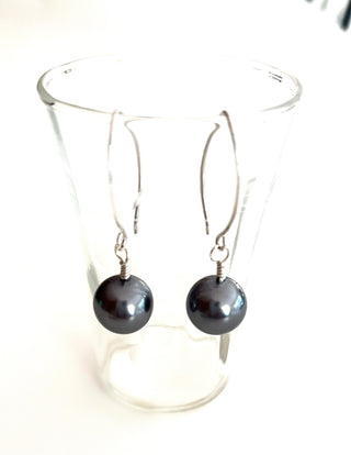 Gray Pearl Earrings