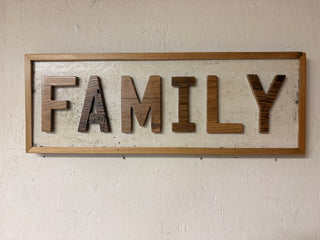 Family sign (SM)