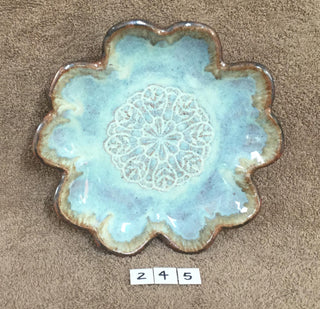 Petal /lace dish 245