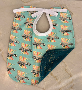 Retro Mod Minnesota Bib