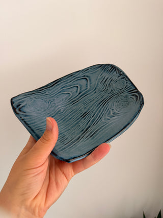 Lake plate