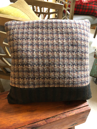 Dahlia Cottage wool pillow