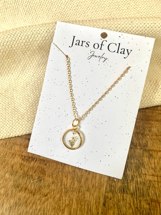 Baby’s Breath Necklace