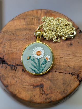 April Birth Flower Clay Necklace