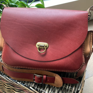 JP Messenger - Cognac with Tan
