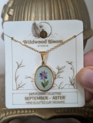 September Birth Flower Clay Necklace (aster)