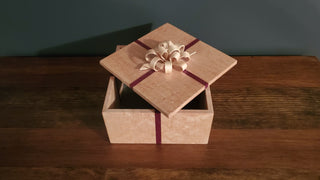 Keepsake gift box