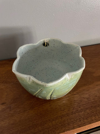 Green Petal Bowl with Bee