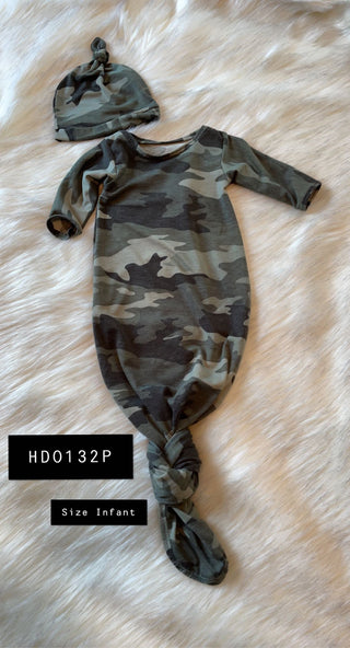 Piper gown-hat: Camo Infant